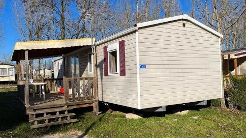 Bungalow de 3 chambres avec piscine partagee et jardin amenage a Onzain