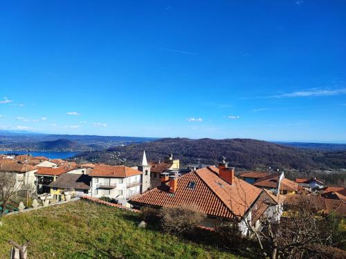 周邊環境, La Ginestra - between lake and mountains in 科拉扎