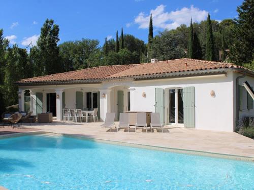 Pleasant holiday home in Lorgues with private pool - Location saisonnière - Lorgues