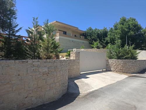 Villa Ikaros