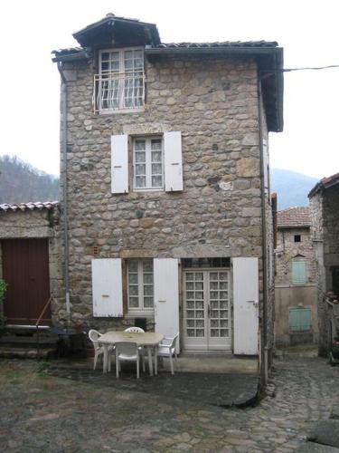 . Maison Antraigues sur Volane