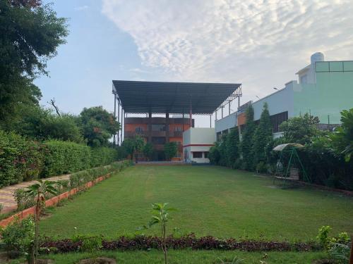 Ammaji – Vrindavan, NC
