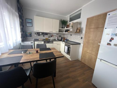 Andel apartment with terrace, Praha (fotografie 6)