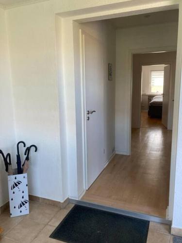 Ieeja, STRANDLIEBE 100 qm Gartenwohnung (eingezäunt), 15 Gehminuten zum Strand (STRANDLIEBE 100 qm Gartenwohnung (eingezaunt), 15 Gehminuten zum Strand) in Neukirchen (Schleswig-Holstein)