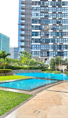Uptown Parksuites photo