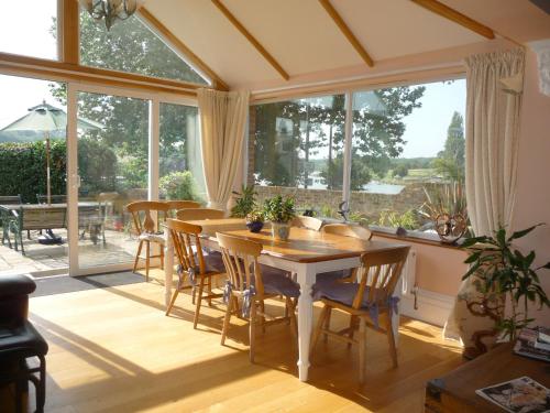 Balcony/terrace, Ivy Hall in Isle of Wight