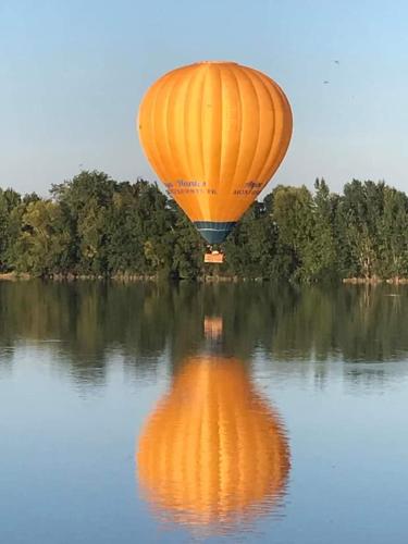 B&B Cote Loire in Les Rosiers-sur-Loire