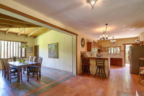 Escape Chalet at Pinar del Sol in Jarabacoa in Jarabacoa