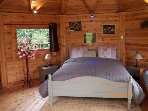 1 double bed