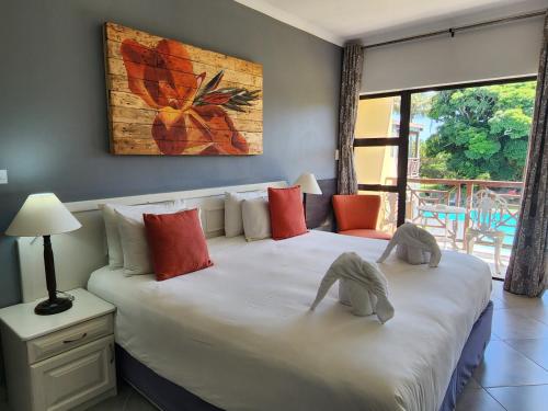 Guestroom, Elephant Lake Hotel in Saint Lucia Estuary