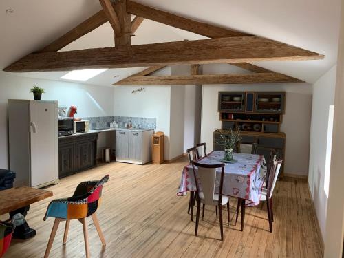 B&B Oiron - Appartement Cosy La Maison de Jean - Bed and Breakfast Oiron