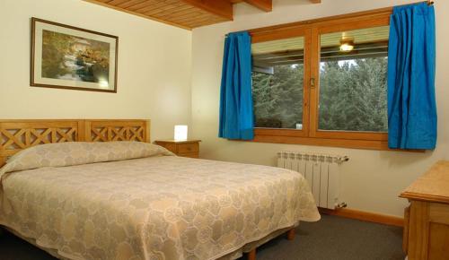 Two-Bedroom Chalet image 2