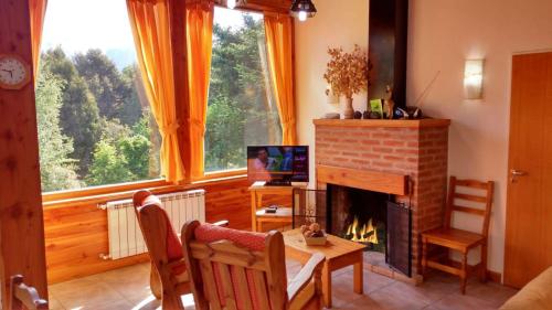 Two-Bedroom Chalet image 3