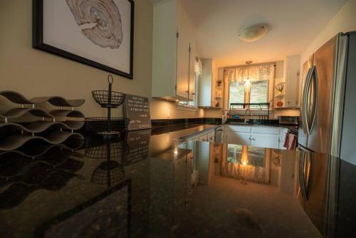 Peaceful Sunapee Lake/Ski Cottage, Family-friendly in Bradford, USA