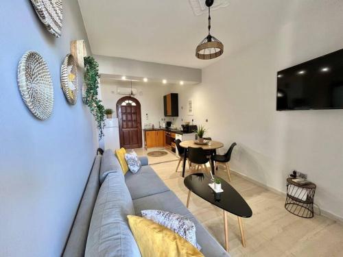 Ξενώνας Vasiliki - Apartment - Vathí