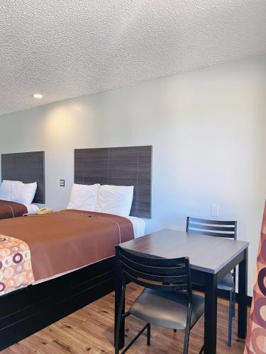 Coachway Inn in Luling, USA