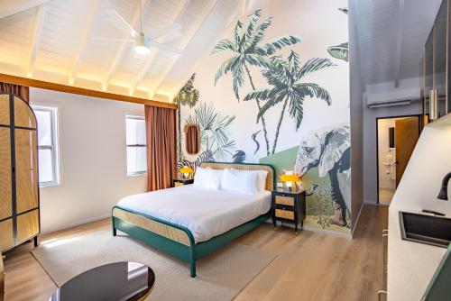 The Pink Palm Hotel - Adults Only in 夏洛特阿馬利亞