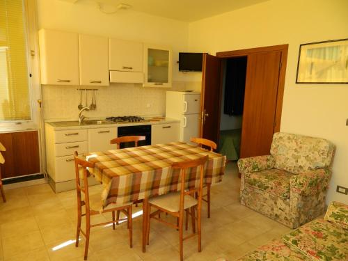 Residence Dei Fiori 4