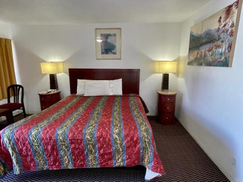 1 queen bed