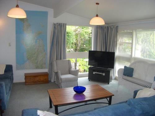 Hosts on the Coast - Vista Verde