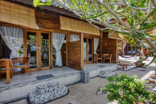Linas Villas, Nusa Penida