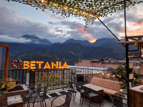 B&B Betania - Hotel & Rooftop Farallones - Bed and Breakfast Betania