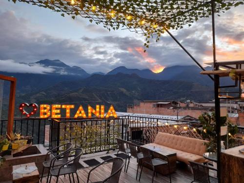 Hotel & Rooftop Farallones