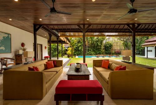 Villa Eight Room Type - Royal Six-Bedroom with Private Pool Villa Eight Room Type - Royal Six-Bedroom with Private Pool