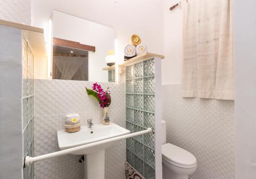 Royal Four-Bedroom Villa with Private Pool image 2