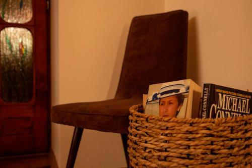 One-Bedroom Apartment image 4