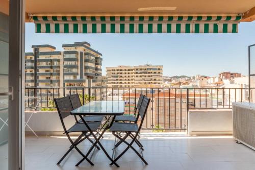 Central apt with balcony by Costarentals - Ref 92 - image 3