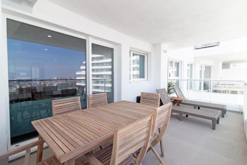 Global Properties, Apartamento con terraza y vistas a la costa mediterranea, Canet de Berenguer (foto 7)