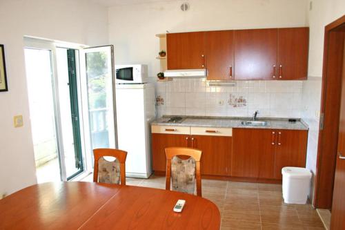  Leonida Apartments in Drače