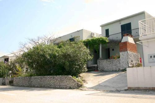  Leonida Apartments in Drače