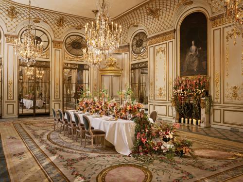 442511470 Le Meurice – Dorchester Collection