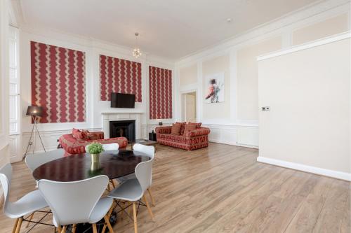 York Place Apartments by Destination Edinburgh, Edinburgh (photo 9)