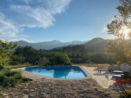 Wonderful comfortable finca in the Burga valley - Aldover
