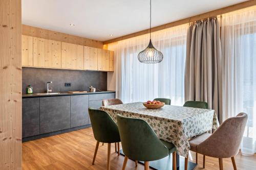 マレーベ Les Ciases Chalets Dolomites Apt 2 3つ星 シングルルーム プール