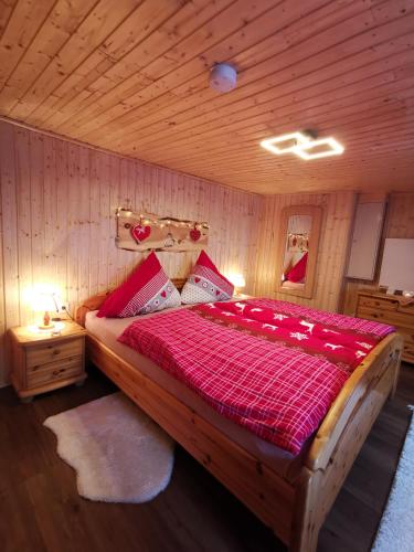 Waldhütte Glück Auf (Waldhutte Gluck Auf) in 巴德布萊貝格