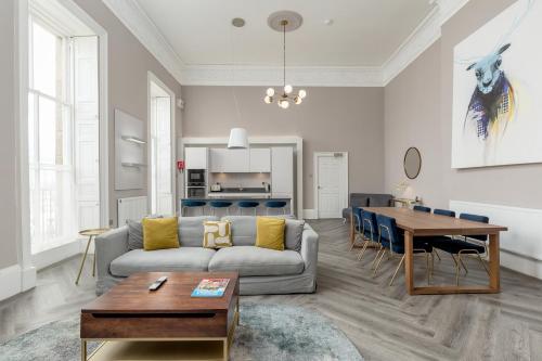 York Place Apartments by Destination Edinburgh 1
