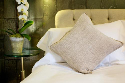 1 double bed