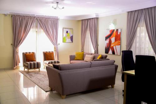 House 24 - image 3