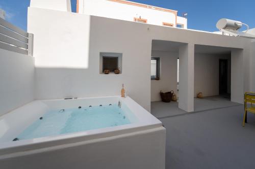 Villa Tholos & Prive Jacuzzi