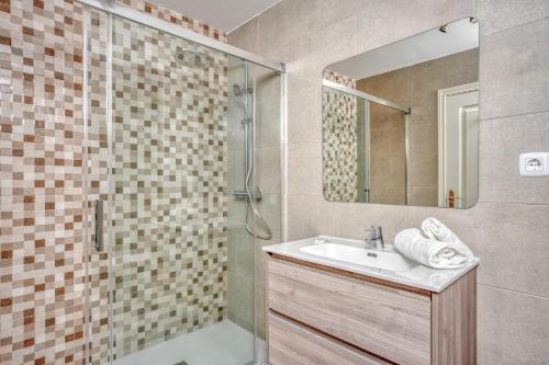 Three-Bedroom Apartment image 8