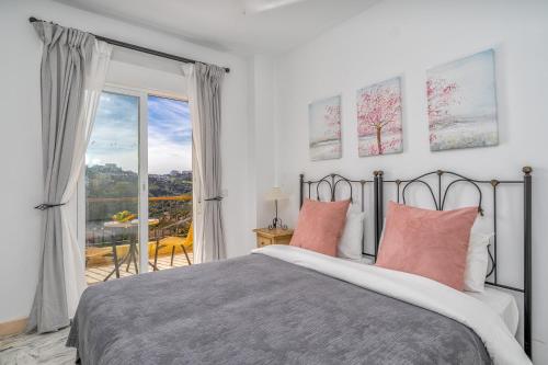 Three-Bedroom Apartment image 7