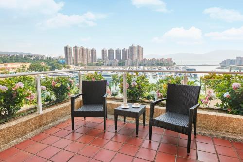 Balcony/terrace, Gold Coast Hotel in Tuen Mun