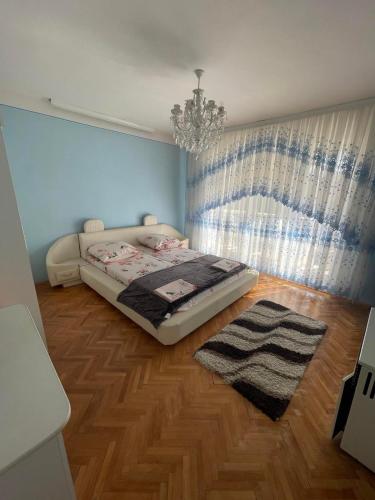 Golden Sun (3-х кім. Апартамент 7 км від Берегова) in Bene