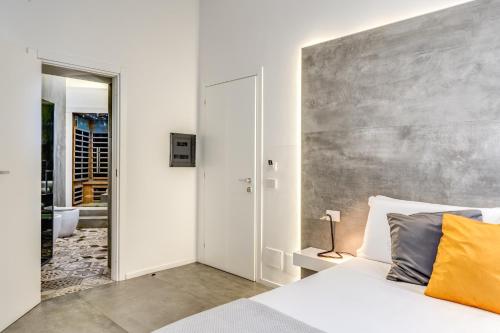Gallery Suite Naples - main image