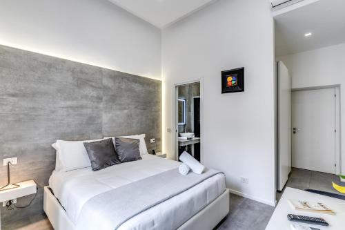 Gallery Suite Naples - image 3