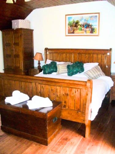 Authentic Irish Cottage, Rural Ballymascanlon in Ballymascanlan